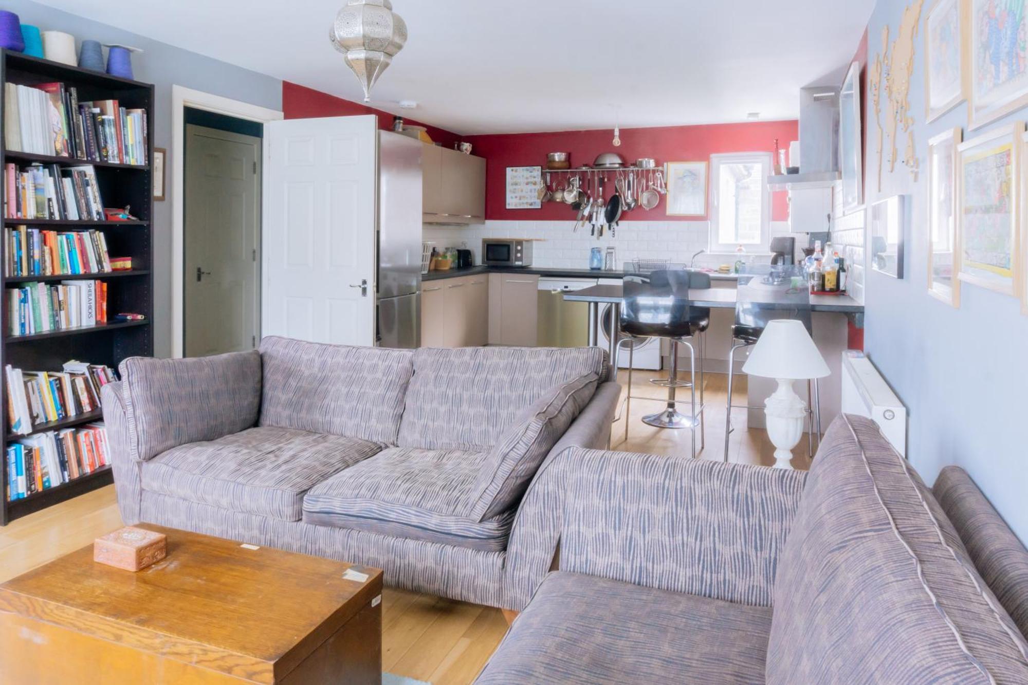 Stylish 3 Bedroom Apartment Near Hollyrood Park Edinburgh Ngoại thất bức ảnh